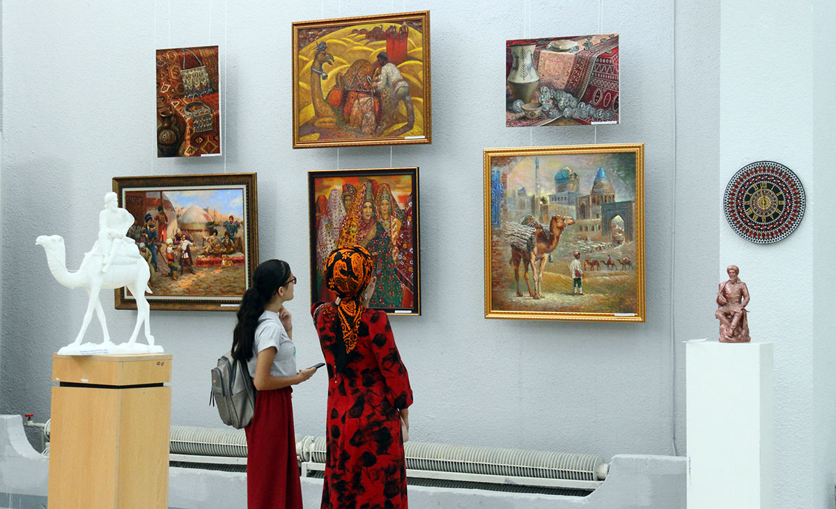 Выставка с сюрпризом