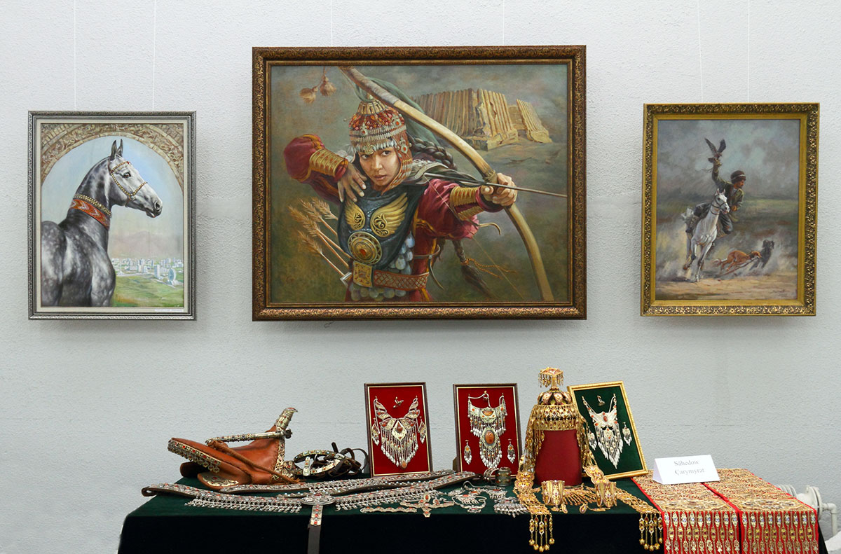 Выставка с сюрпризом