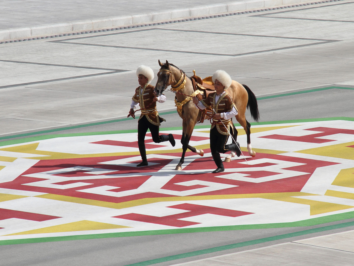 Türkmenistanyň Garaşsyzlygynyň 31 ýyllygy mynasybetli dabaraly ýöriş