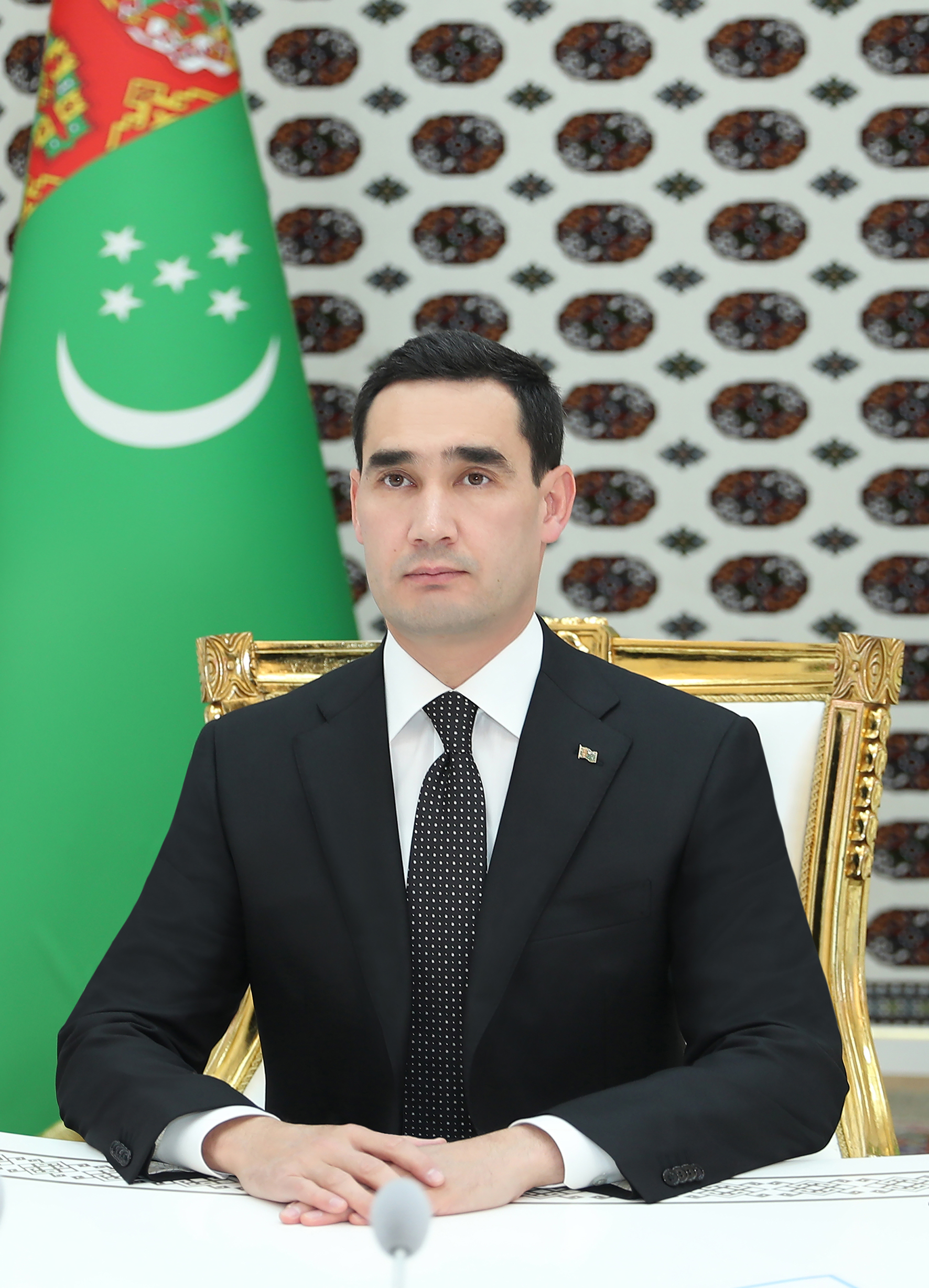 Türkmenistanyň Prezidenti sanly ulgam arkaly iş maslahatyny geçirdi