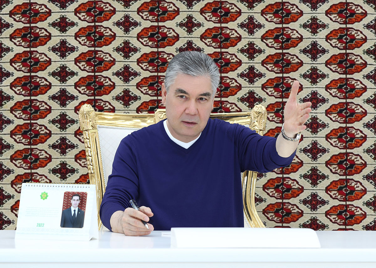 Milli Geňeşiň Halk Maslahatynyň Başlygy Ahal welaýatynyň täze, döwrebap edara ediş merkezindäki gurluşyklaryň barşy bilen tanyşdy