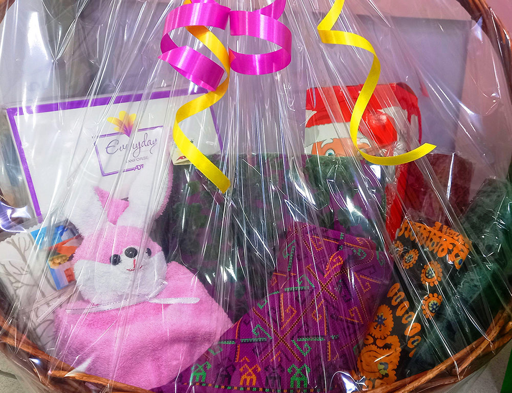 Täze ýyl baýramçylyk sowgatlary