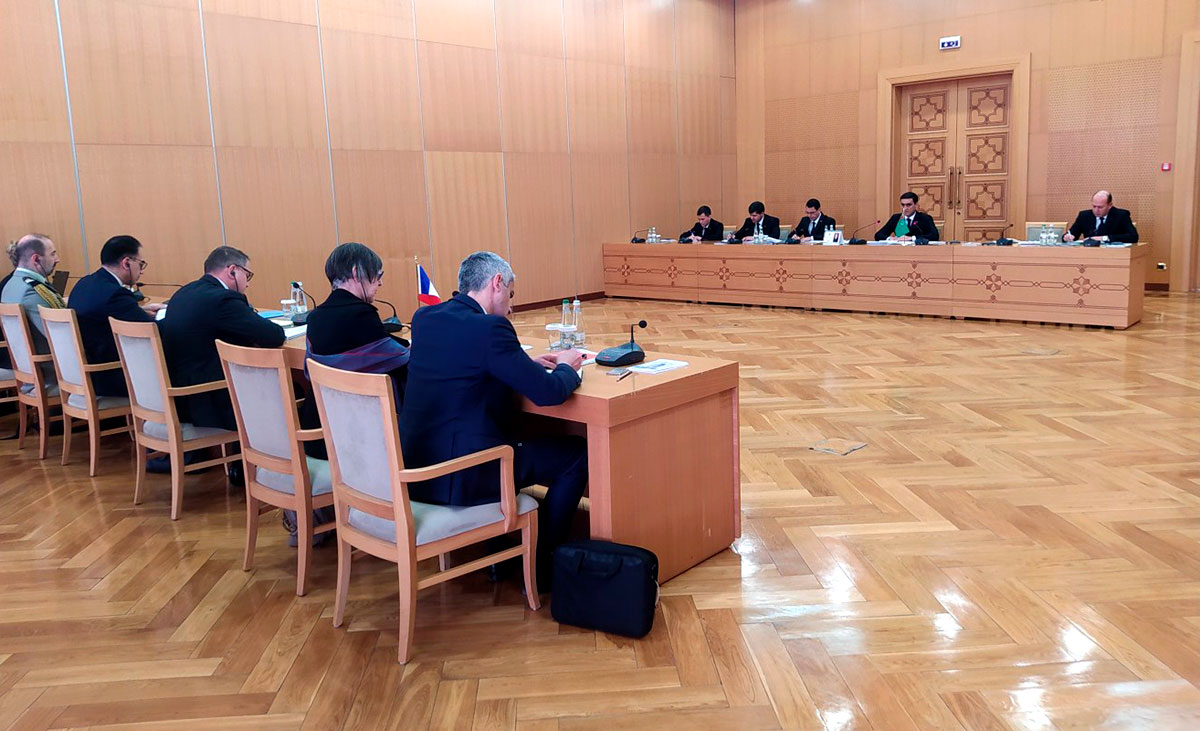Ashgabat hosted Turkmen-French political consultations