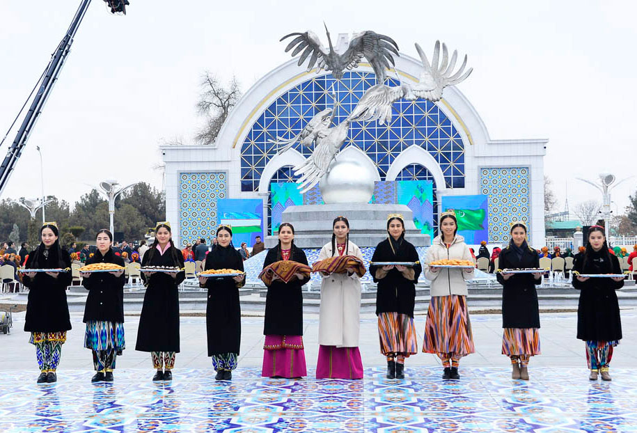 Концерт посвященный 30-летию установления дипломатических отношений между Туркменистаном и Узбекистаном