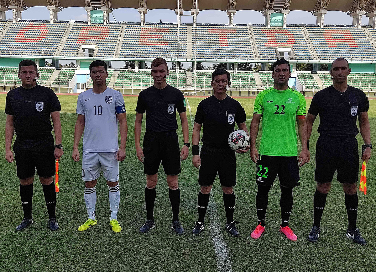 Türkmenistanyň futbol çempionatynda «Köpetdag» «Nebitçini» ýeňdi we üçünji ýeri eýeledi