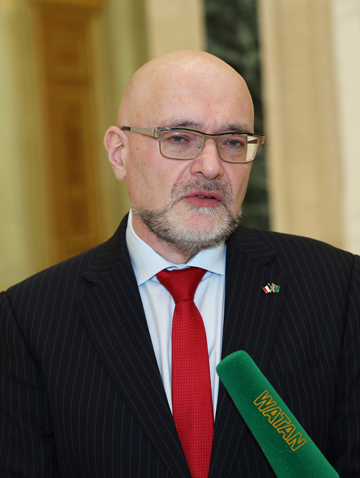 Türkmenistanyň Prezidenti Fransiýa Respublikasynyň Adatdan daşary we Doly ygtyýarly ilçisini kabul etdi