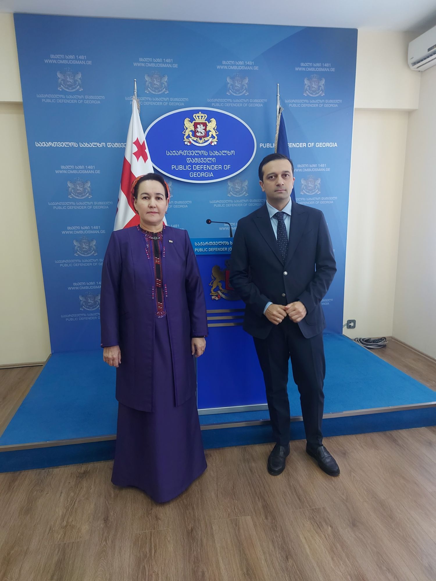 Türkmenistanyň Adalatçysynyň ýolbaşçylygyndaky Türkmenistanyň wekiliýetiniň Gruziýa iş sapary başlandy