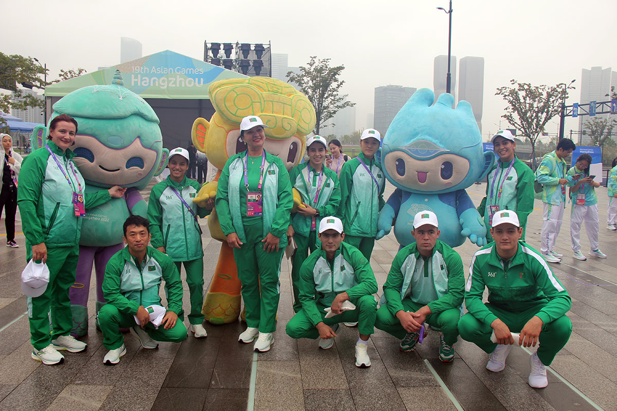 Athletes of Turkmenistan waiting for the start of the Asian Games in Hangzhou