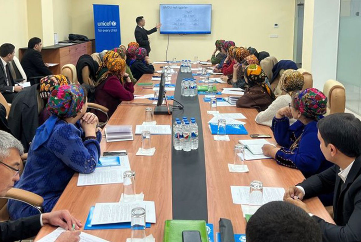 Trainings on the use of an education management information system were conducted in Turkmenistan