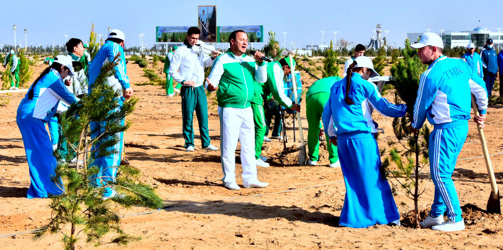 Весенняя озеленительная кампания стартует в Туркменистане