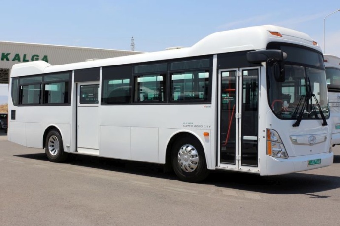 Открыт новый автобусный маршрут в честь Международного дня Новруз