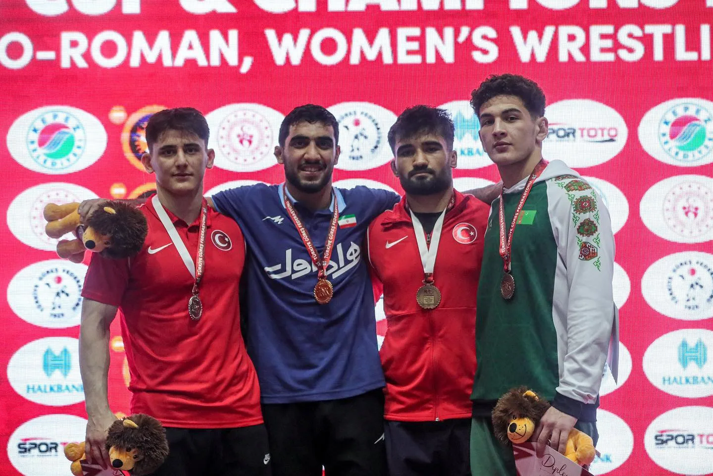 A freestyle wrestler from Turkmenistan won bronze at the junior tournament in Antalya