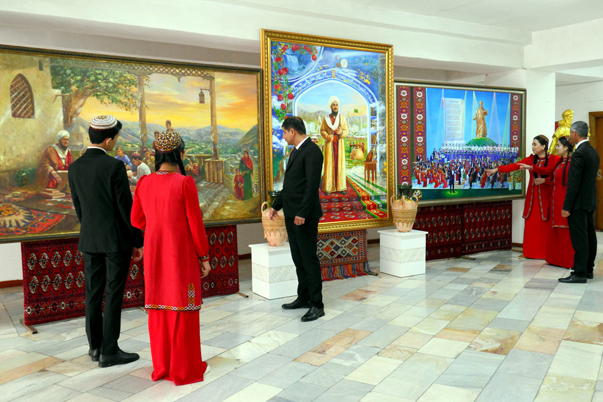 Махтумкули и музыкальное искусство Туркменистана