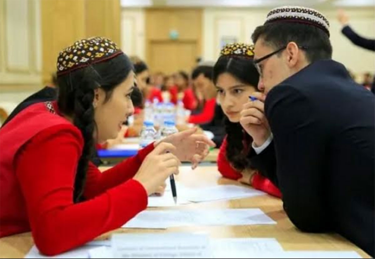 Universities of Turkmenistan invite applicants to the Days open doors
