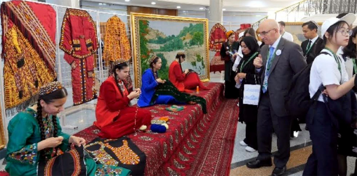 В Ашхабаде стартовал международный конкурс «Международные отношения: культура мирного диалога»