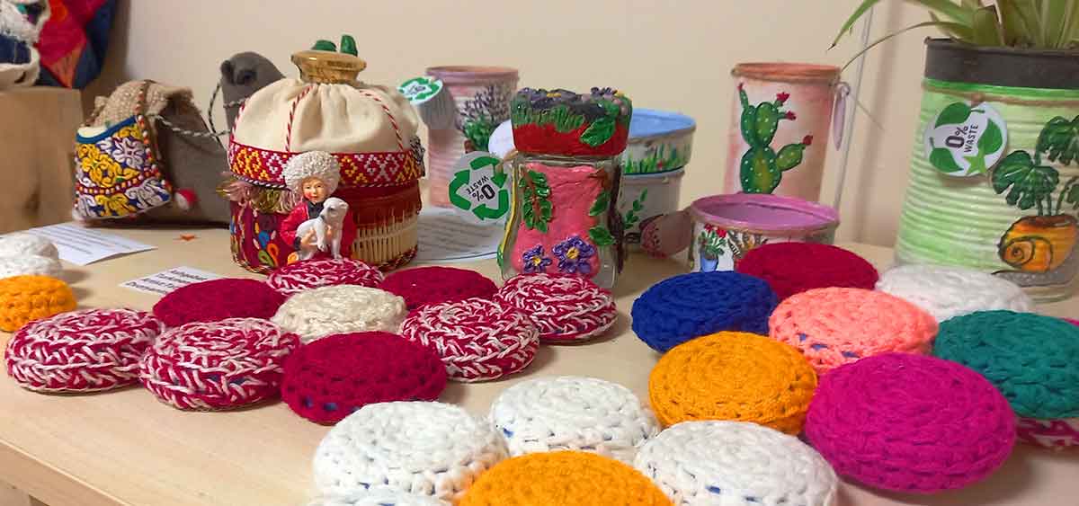 Выставка поделок из вторсырья прошла в Ашхабаде