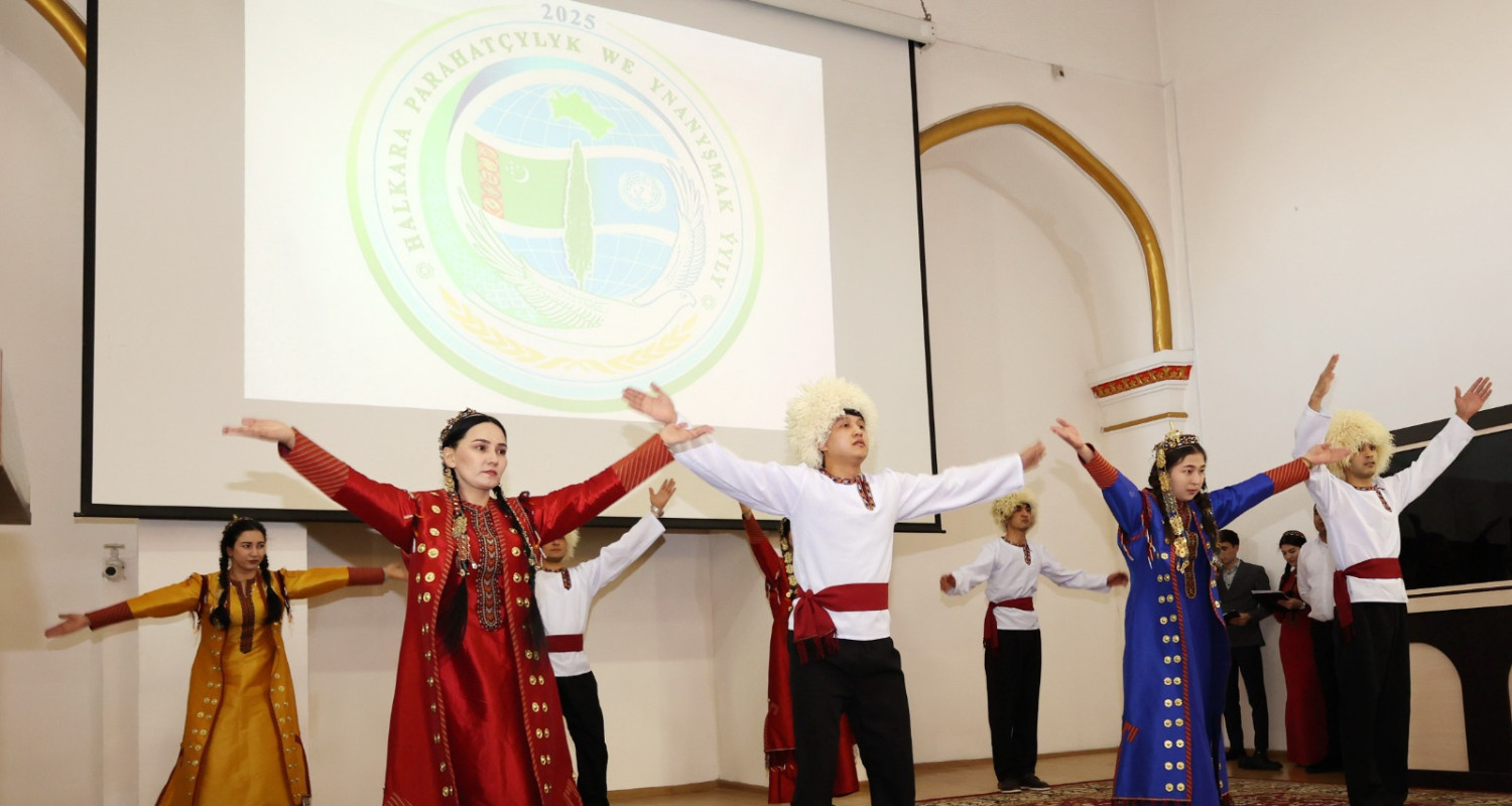 В Казахском национальном аграрном исследовательском университете отметили 30-летие Нейтралитета Туркменистана