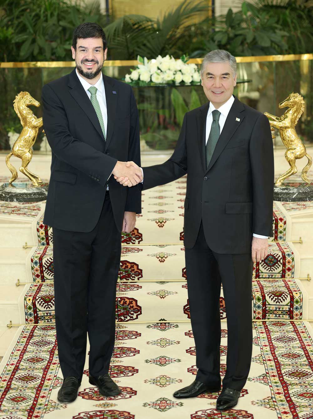 The National Leader of Turkmen People discussed with the Chairman of the Board of Directors of Euronews new opportunities for cooperation