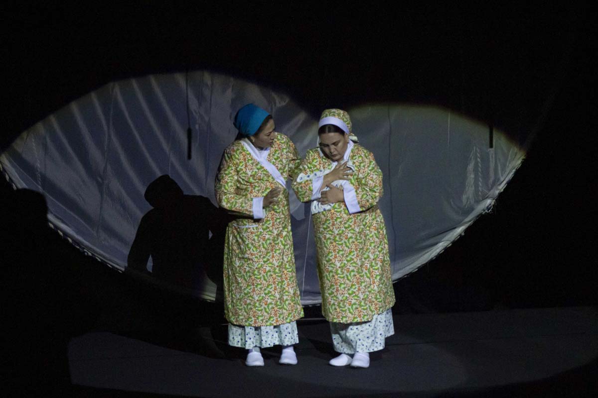 «Worship of the Shrine» is a play about the different fates of women