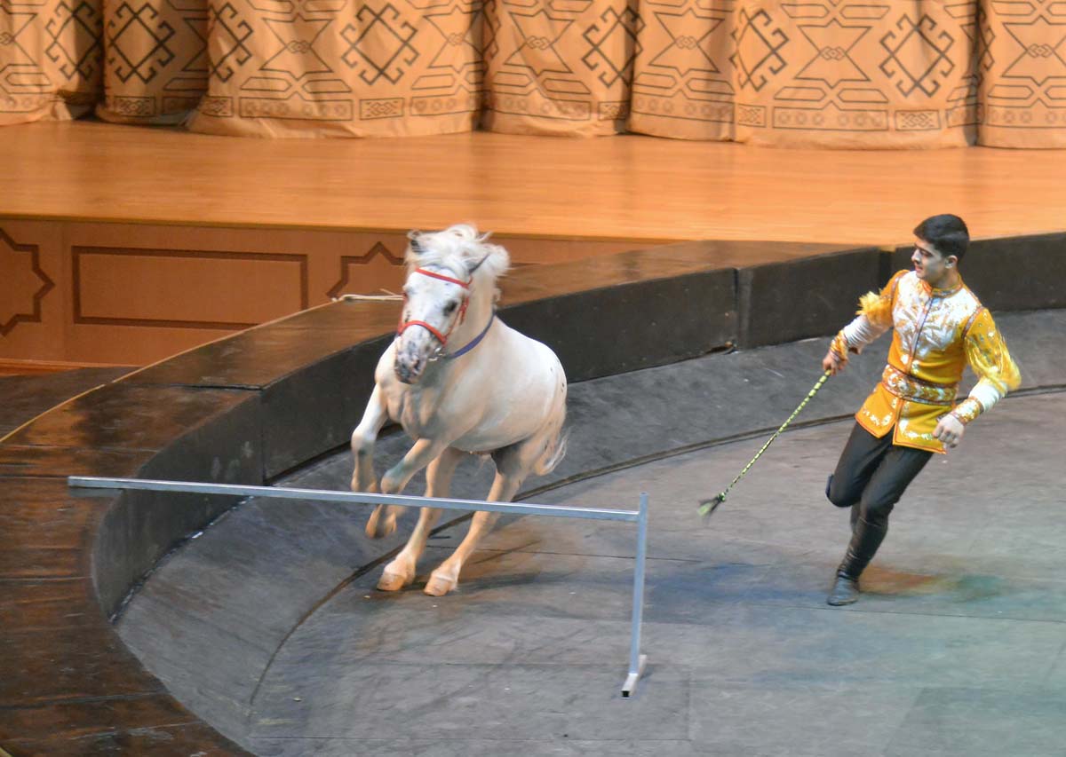 The "Galkynysh" group on tour in the Lebap velayat