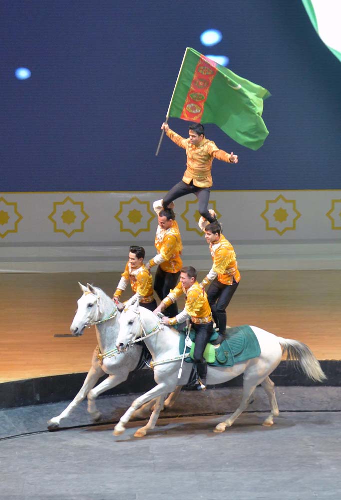 The "Galkynysh" group on tour in the Lebap velayat