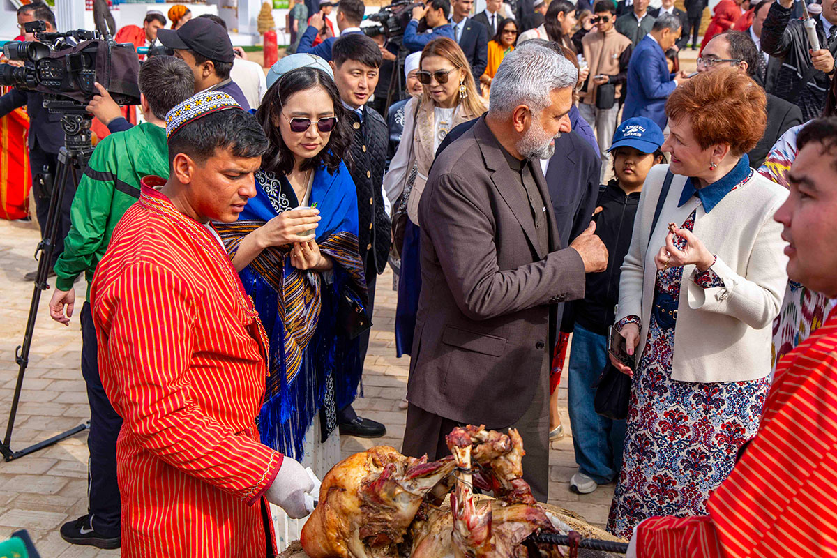 Photo report: the atmosphere of a large turkmen toy at the «Nowruz ýaýlasy»