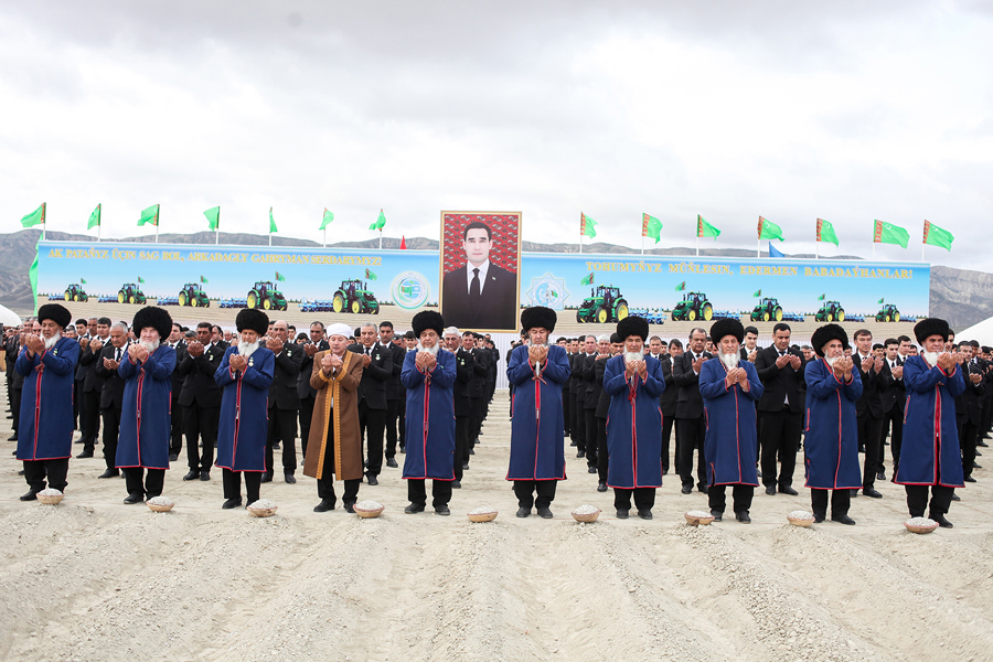 Türkmenistanda gowaça ekişine girişildi