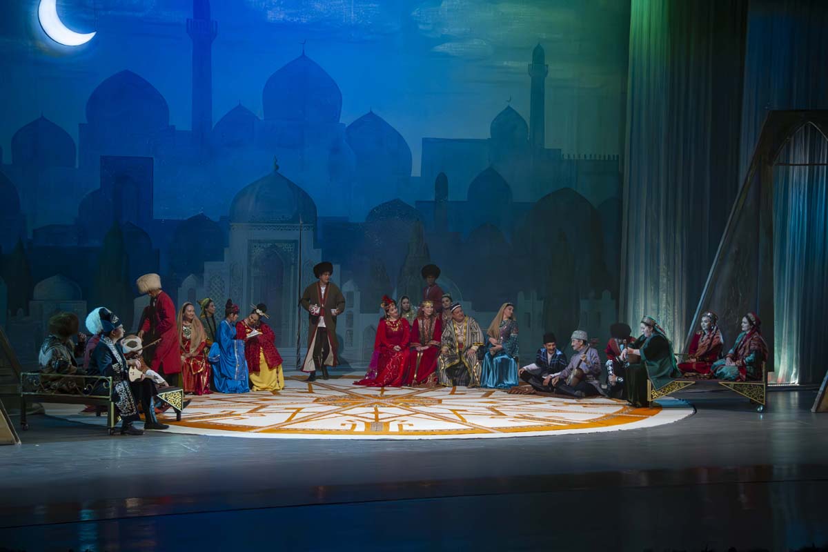 В ознаменование отмечаемого в этом году 30-летия нейтралитета Туркменистана