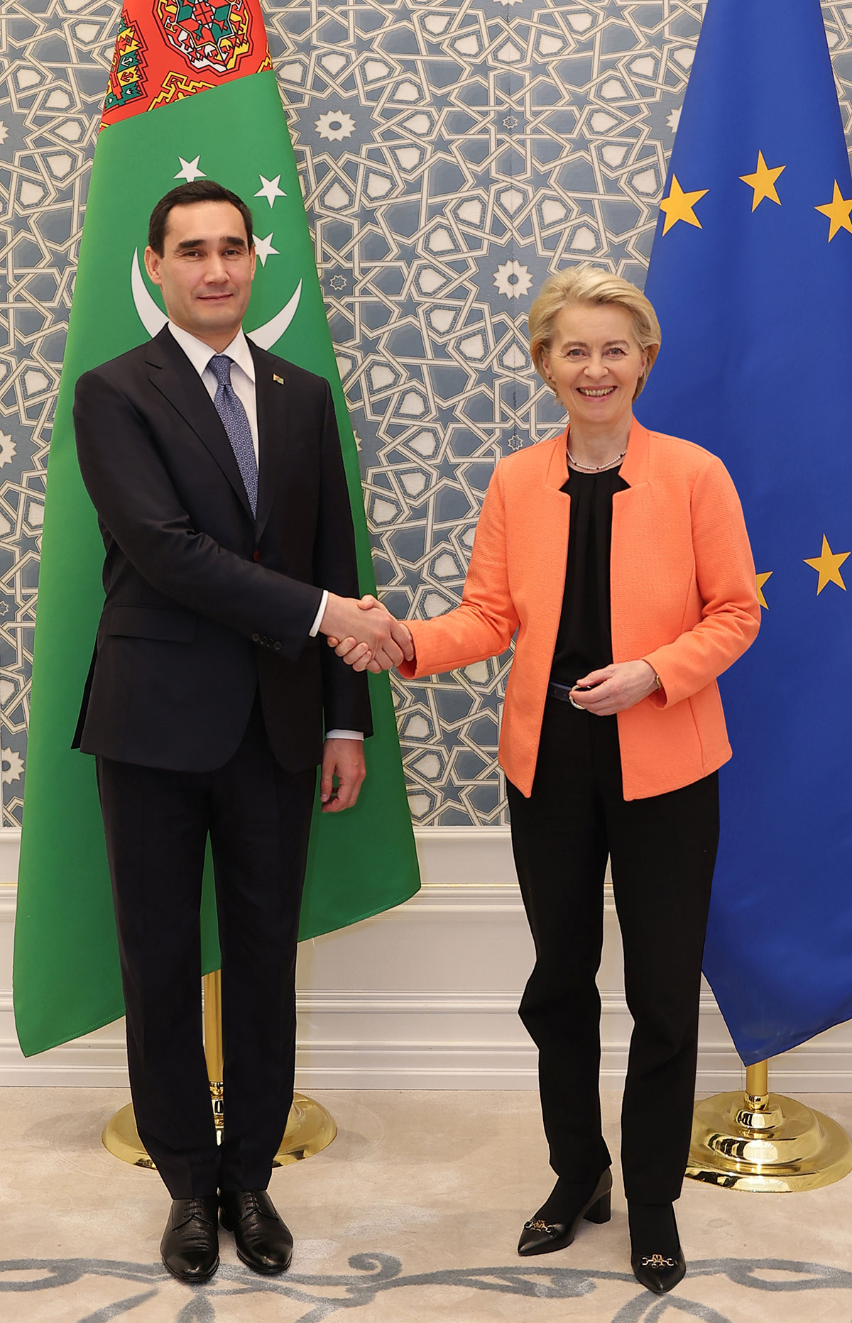 President of Turkmenistan meets with the President of the European Commission