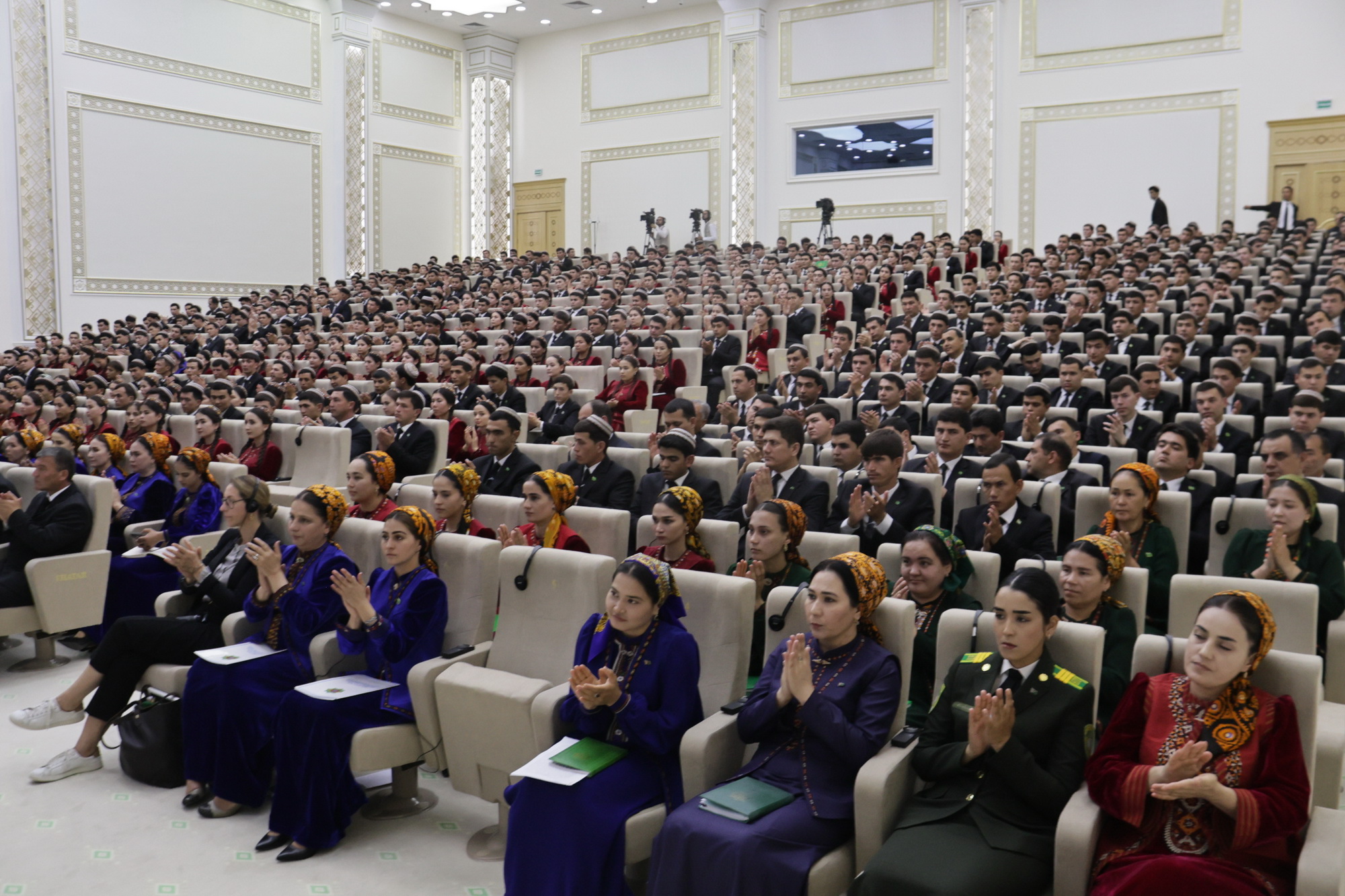 Ahalteke bedewleri — milli we dünýä atşynaslygynyň täsin gymmatlygy