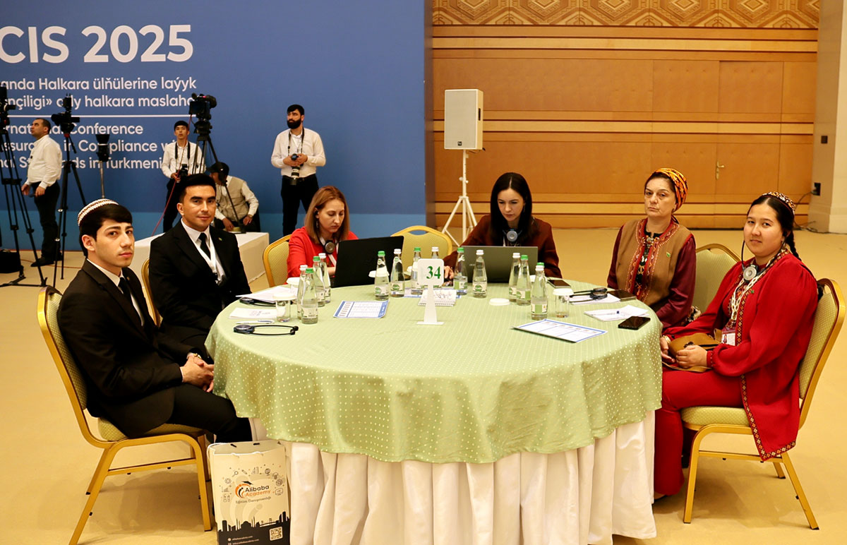 Türkmenistan halkara söwda we hyzmatlar ulgamynda hyzmatdaşlygy ösdürýär