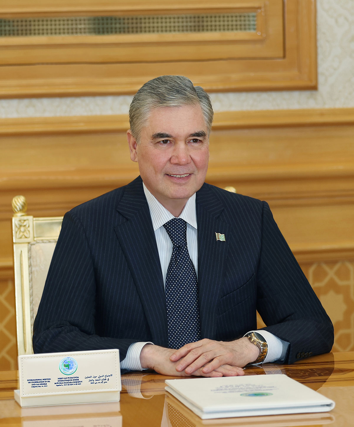National Leader of Turkmen People Meets with UAE Representatives