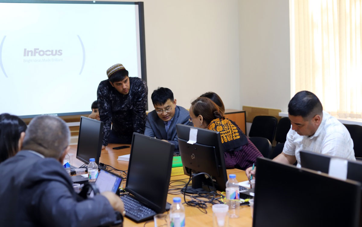 Сотрудничество туркменских и китайских пустыноведов