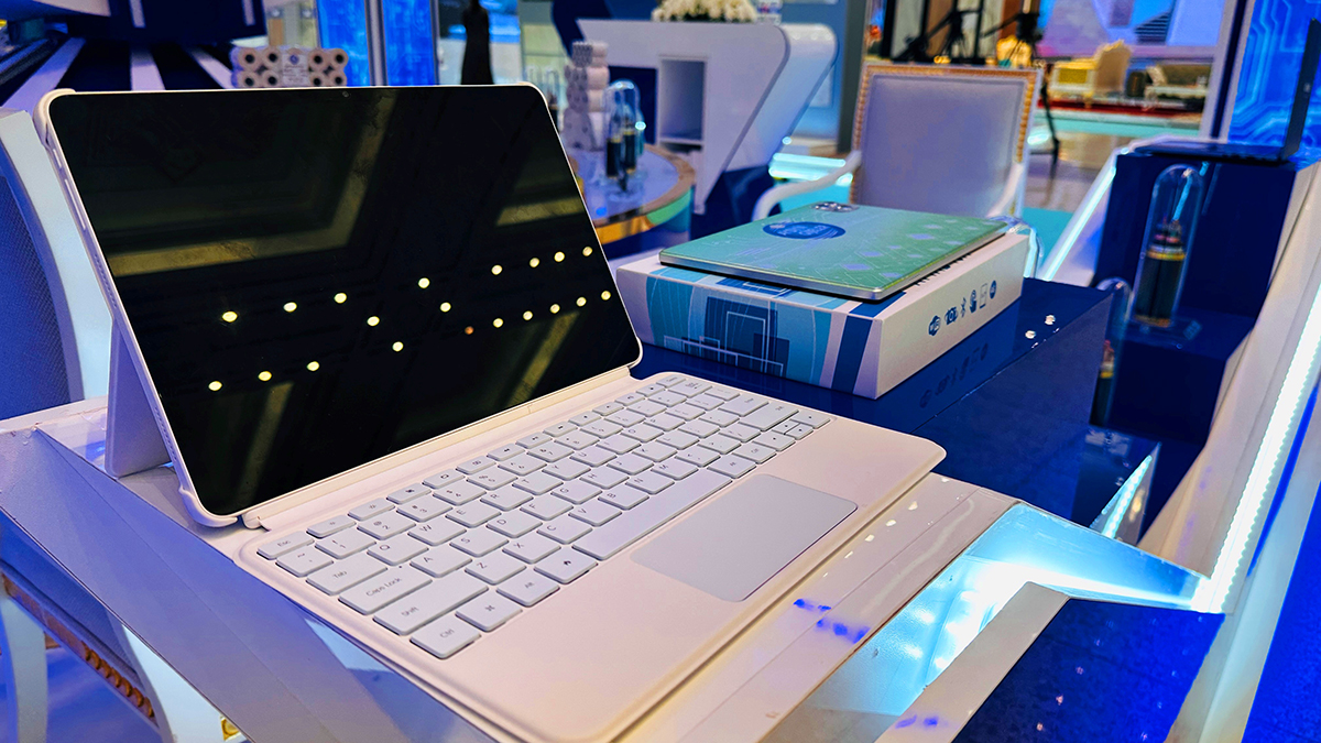 Robot Aigul and other innovations of "Aýdyň Gijeler" at the exhibition "White City Ashgabat"