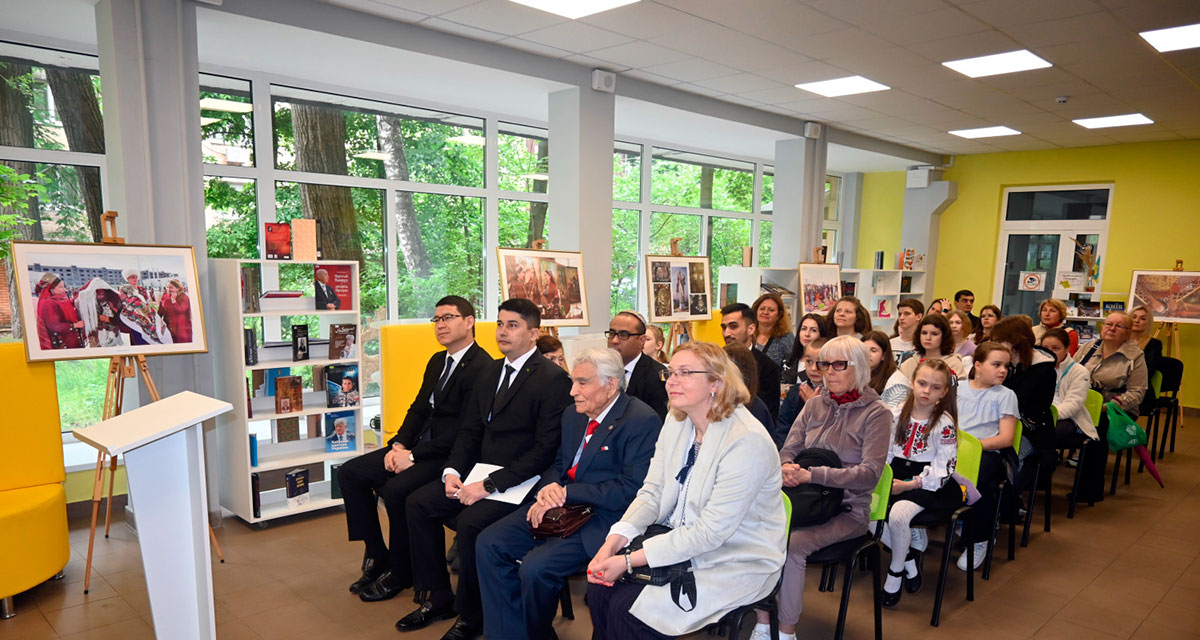 Turkmen Carpet Day Celebrated in Kyiv