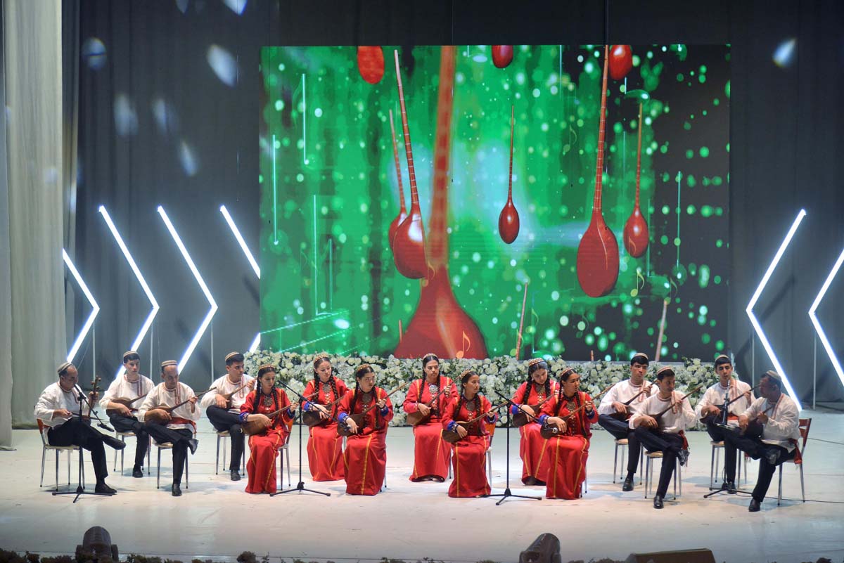 The Lebap velayat special art school celebrates its 50th anniversary