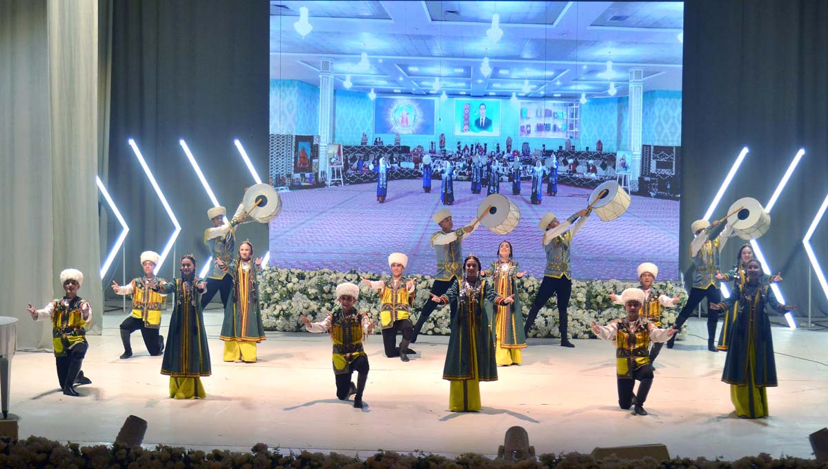 The Lebap velayat special art school celebrates its 50th anniversary