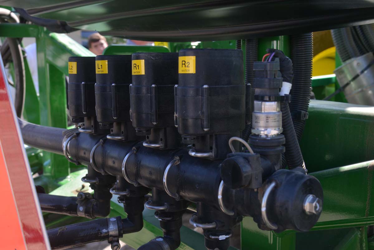 A new batch of agricultural machinery arrived in Turkmenistan