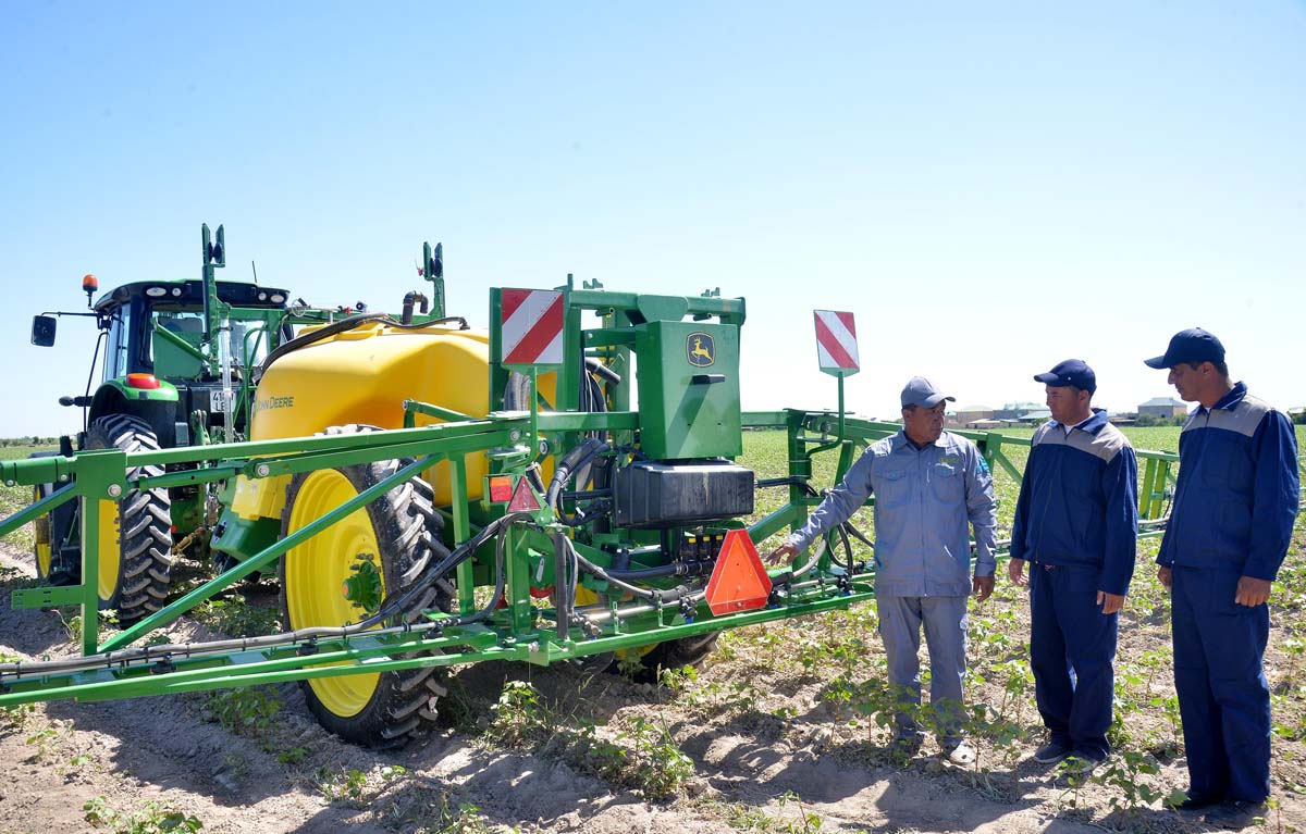 A new batch of agricultural machinery arrived in Turkmenistan