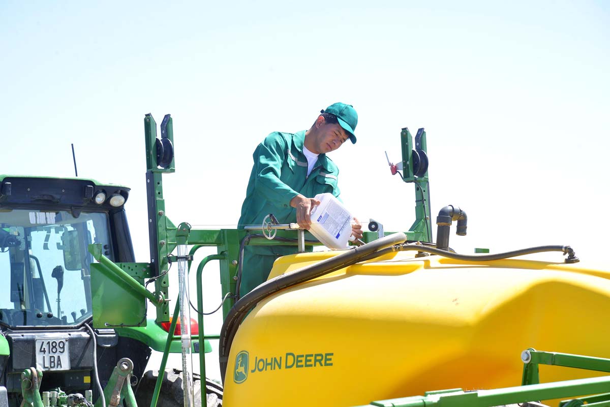 A new batch of agricultural machinery arrived in Turkmenistan