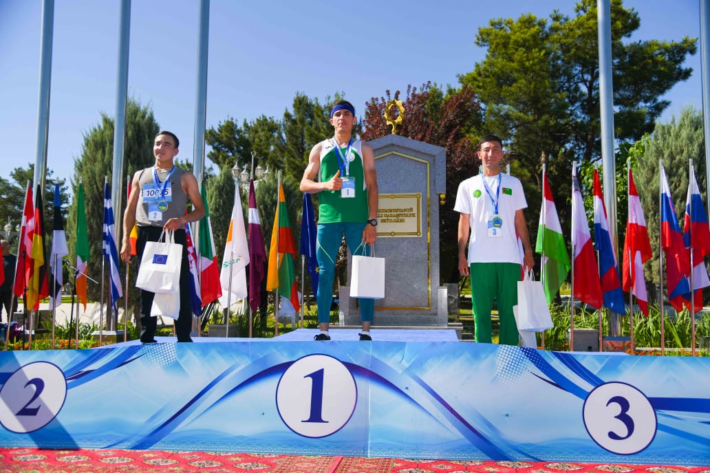 Sports running festival took place in Ashgabat in honor of the Europe Day and the International Year of Peace and Trust