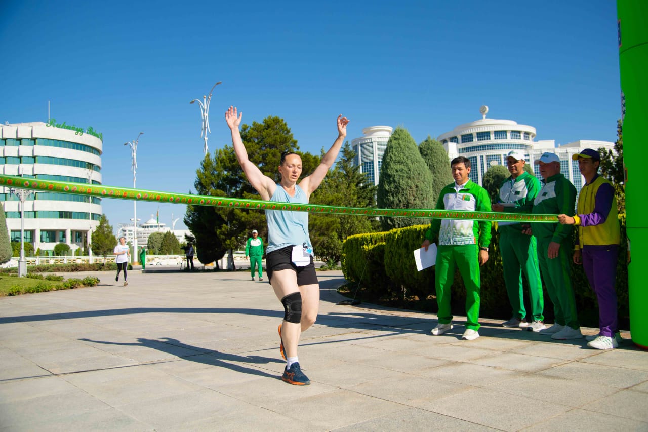 Sports running festival took place in Ashgabat in honor of the Europe Day and the International Year of Peace and Trust