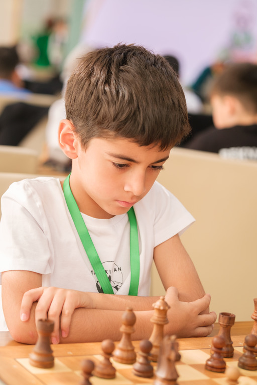 Türkmen küştçüleri «Aşgabat 2025» halkara ýaryşynda küşt oýnunyň rapid görnüşi boýunça 10 medal gazandylar