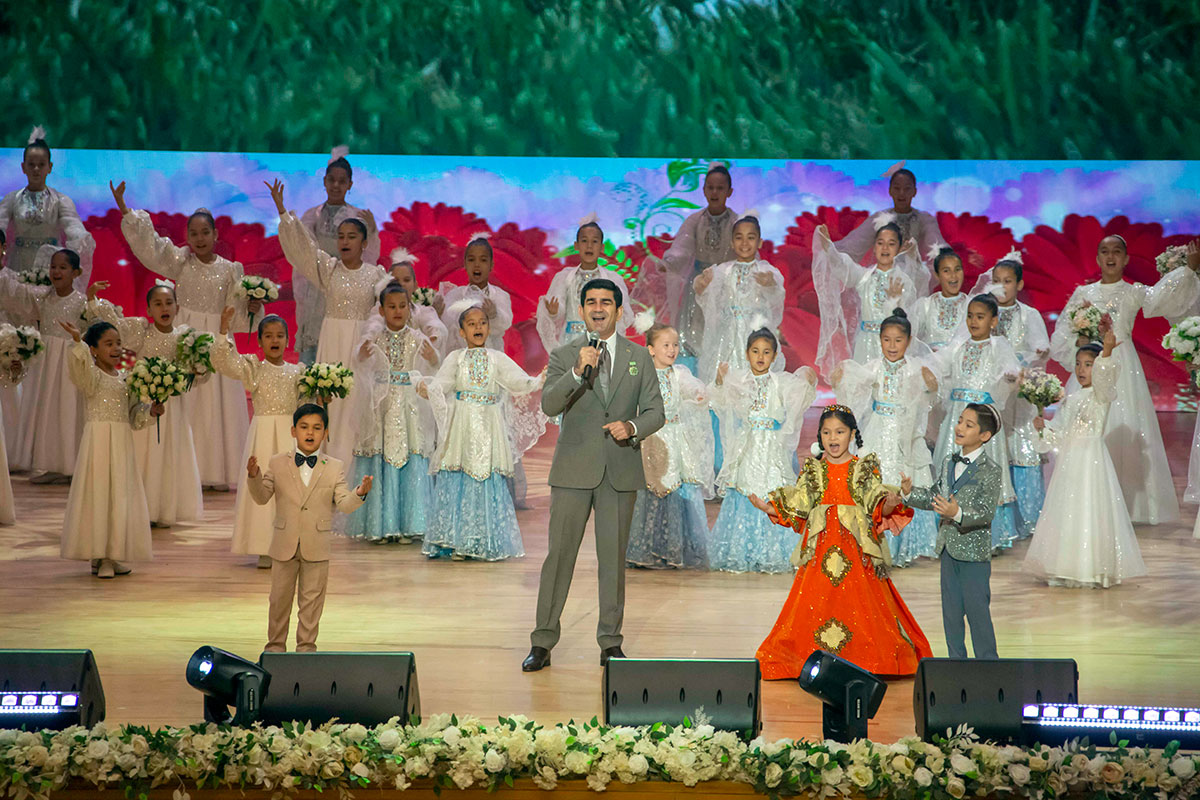 Halkara parahatçylyk we ynanyşmak ýylynyň Medeniýet hepdeligine badalga berildi