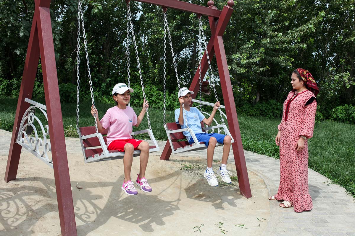 Летний сезон отдыха детей в Авазе наполнен радостью и весельем