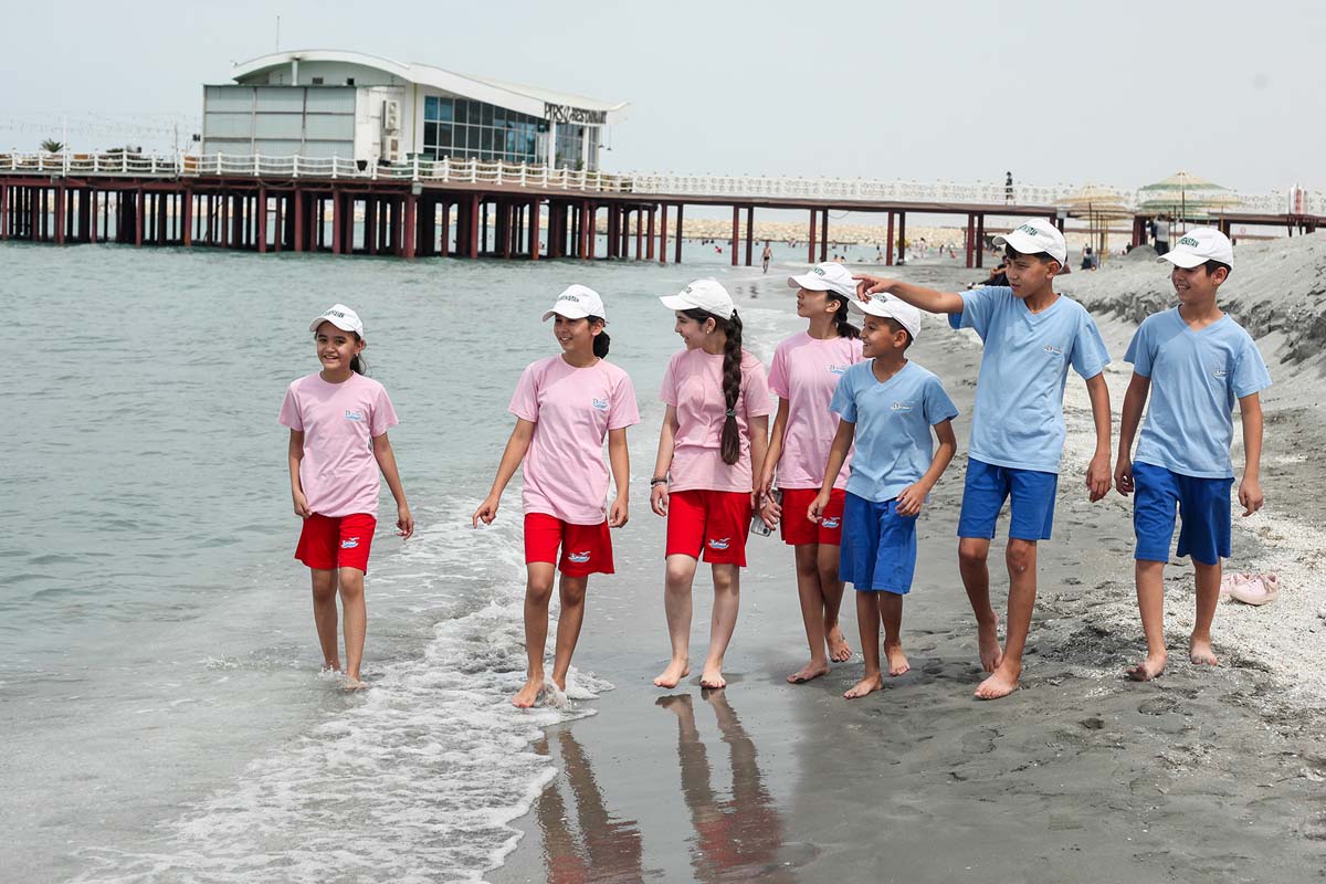 Летний сезон отдыха детей в Авазе наполнен радостью и весельем