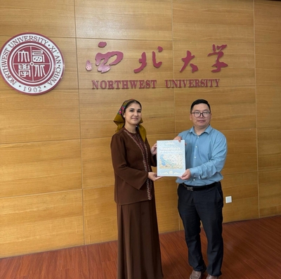 Студенты языкового вуза Туркменистана проходят стажировку в Китае