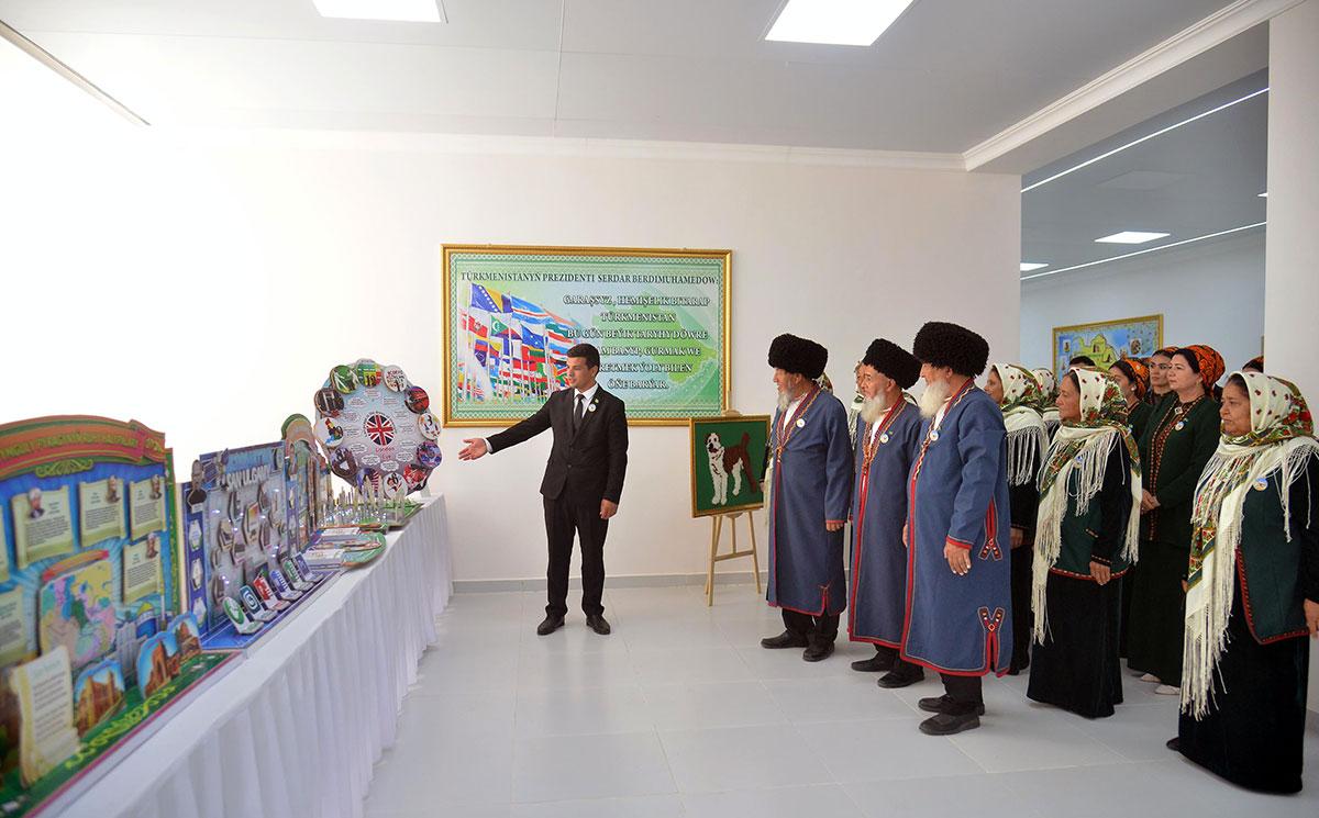 Täze okuw ýylyna täze mekdep binasy