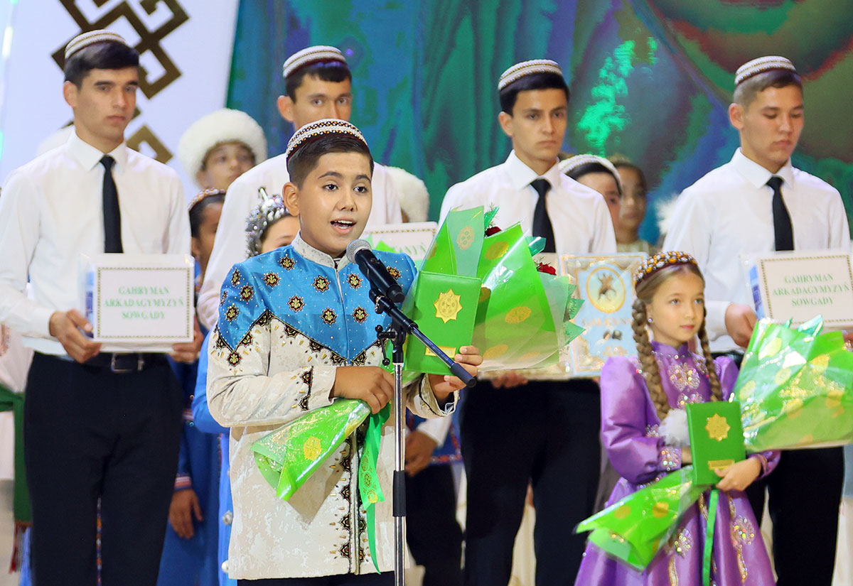 Финальный тур конкурса «Garaşsyzlygyň merjen däneleri»