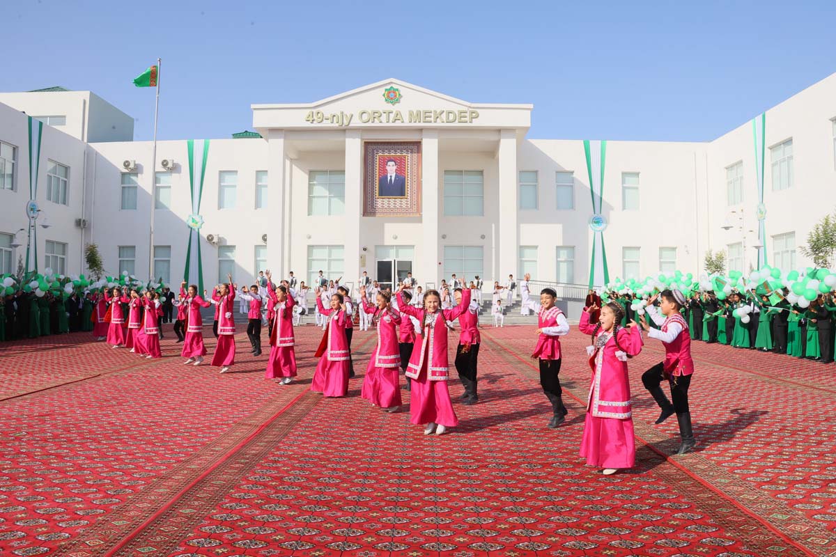 Döwletli mekan obasy — Watanymyzyň Garaşsyzlyk baýramyna sowgat